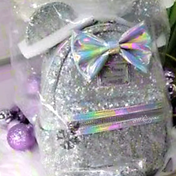 Loungefly holographic sequin hotsell